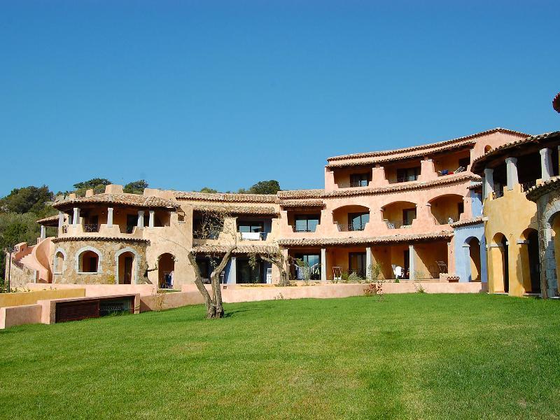 Residence Il Borgo 奥罗塞伊 外观 照片